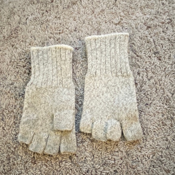 LAST CHANCE! Men’s Bundle - Picture 4 of 4